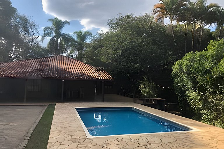 Sitio a 10min da Cidade Administrativa.