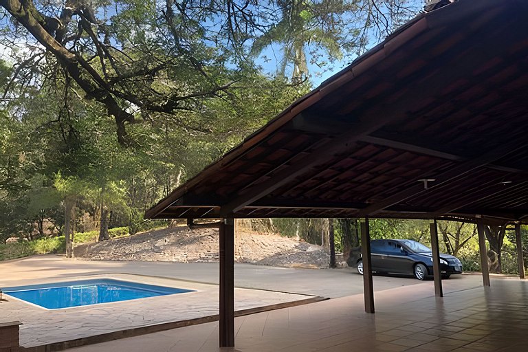 Sitio a 10min da Cidade Administrativa.