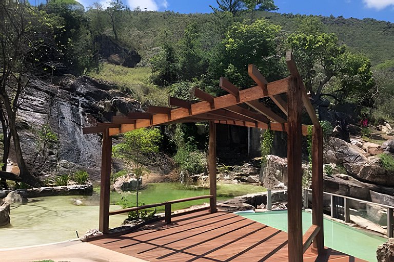 Sítio Piscina natural, Trilha e Cachoeira