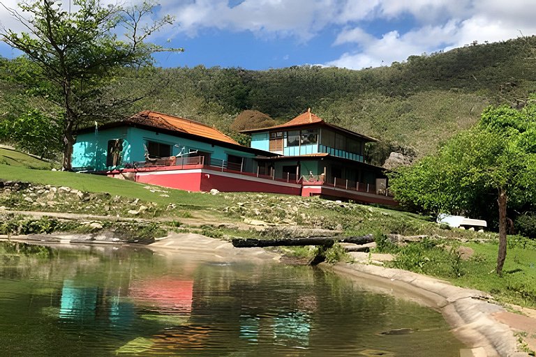 Sítio Piscina natural, Trilha e Cachoeira