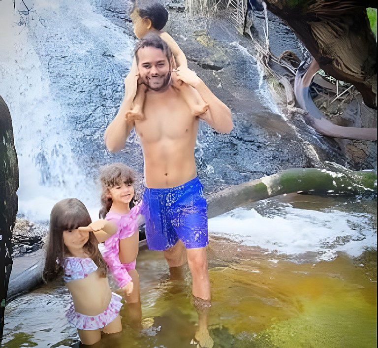 Sítio Piscina natural, Trilha e Cachoeira