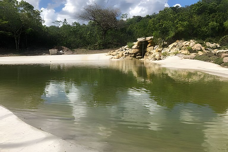 Sítio Piscina natural, Trilha e Cachoeira