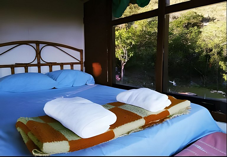 Sítio Piscina natural, Trilha e Cachoeira