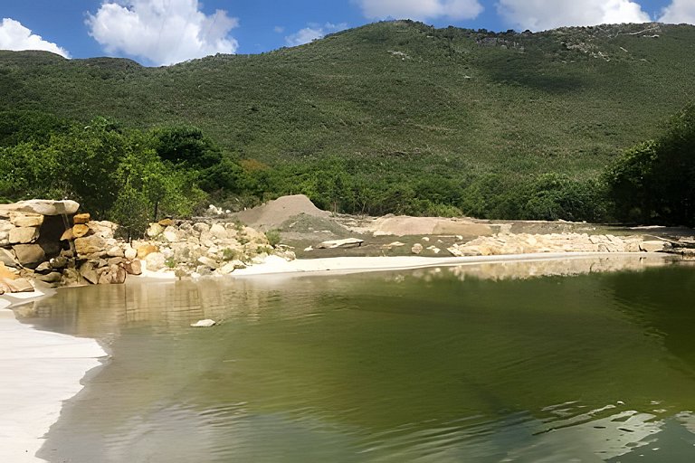 Sítio Piscina natural, Trilha e Cachoeira