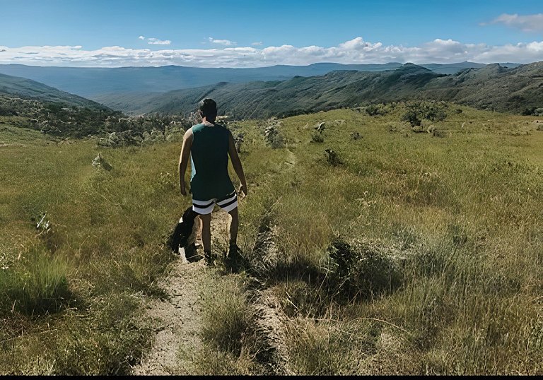 Sítio Piscina natural, Trilha e Cachoeira