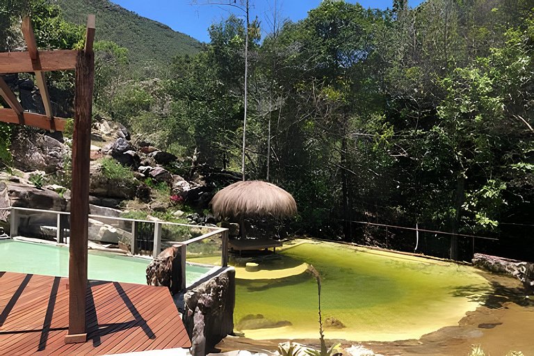 Sítio Piscina natural, Trilha e Cachoeira