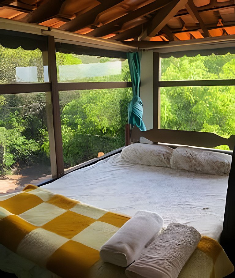 Sítio Piscina natural, Trilha e Cachoeira