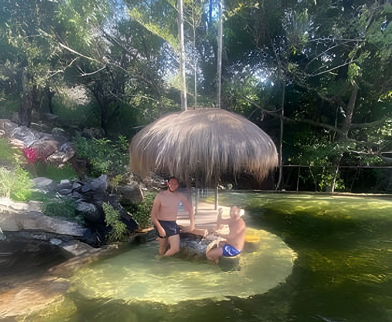 Sítio Piscina natural, Trilha e Cachoeira