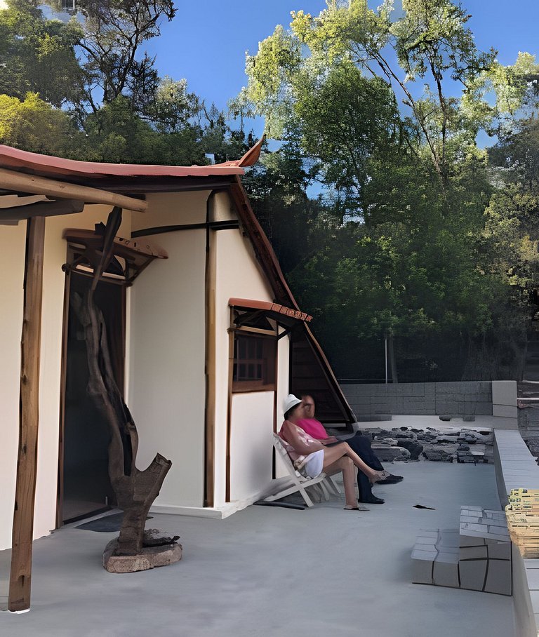 Chalé e Cachoeira ao Pé da Serra