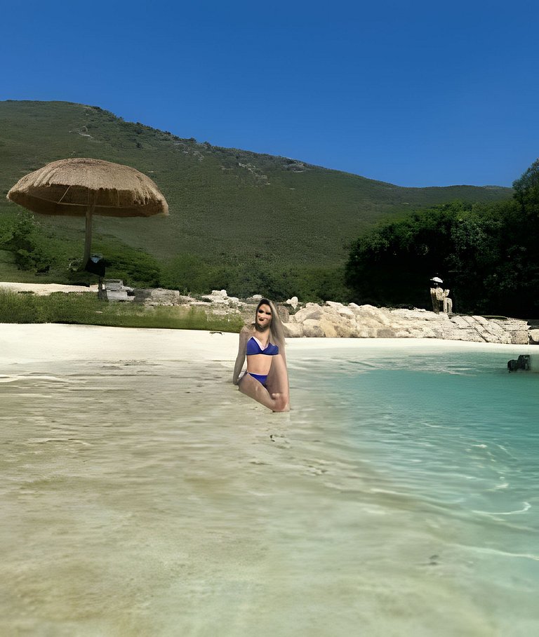 Chalé e Cachoeira ao Pé da Serra