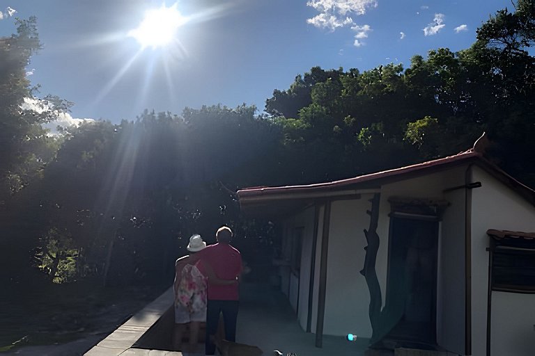 Chalé e Cachoeira ao Pé da Serra