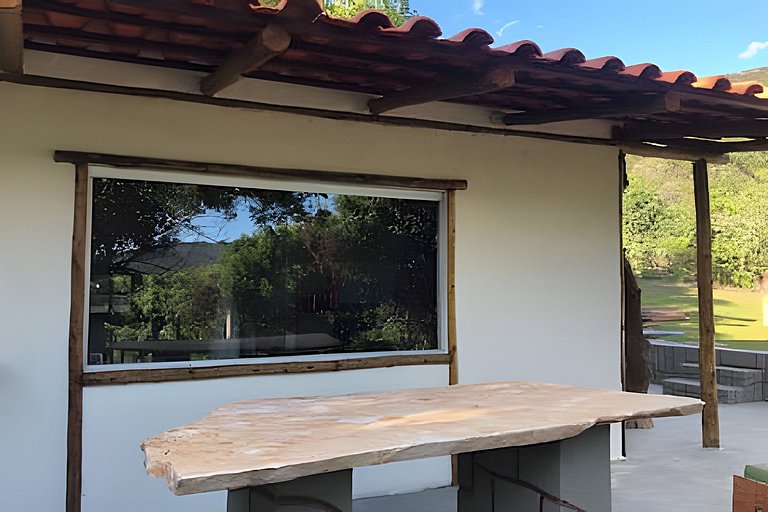 Chalé e Cachoeira ao Pé da Serra