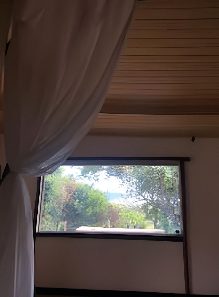 Chalé e Cachoeira ao Pé da Serra