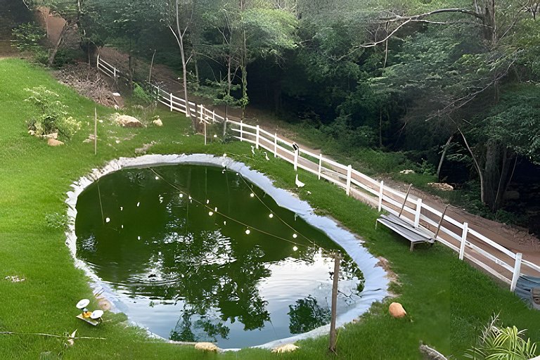 Chale com Hidromassagem em meio a Natureza