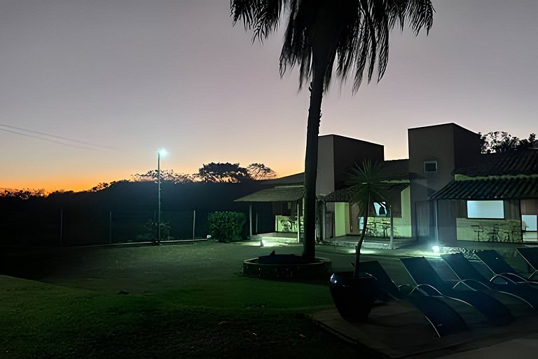Sitio com Spa Aquecida, Piscina e Vista da Serra