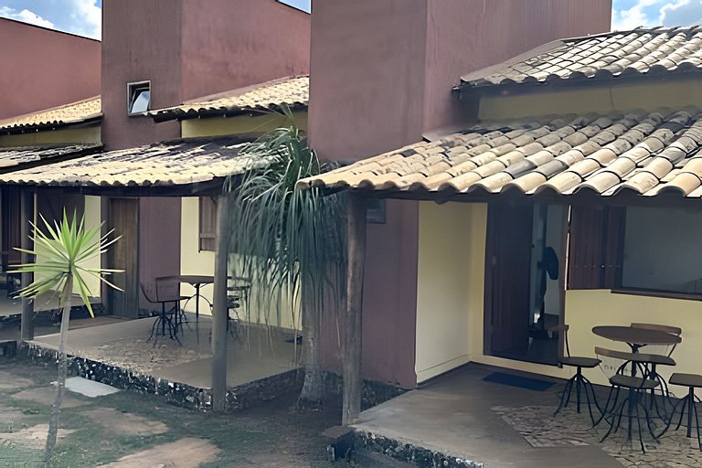 Sitio com Spa Aquecida, Piscina e Vista da Serra